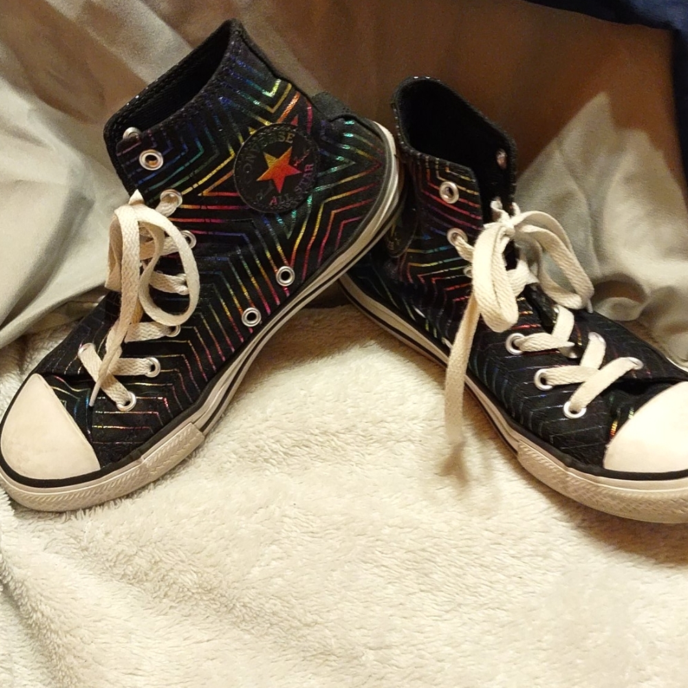 Girls Converse All Star sz 3 Like New